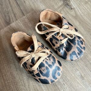 🌺10/$20 Leopard Print Lace-Up Baby Shoes- 12 Months
